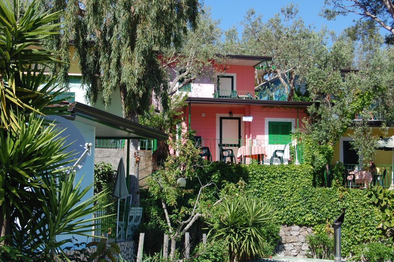 נראנו Marina Del Cantone Chalet מראה חיצוני תמונה