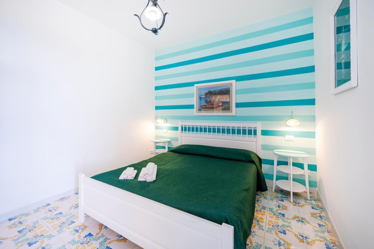 נראנו Marina Del Cantone Chalet מראה חיצוני תמונה
