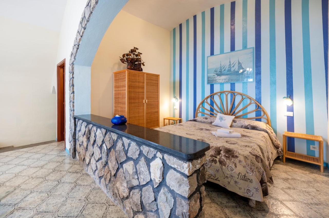 נראנו Marina Del Cantone Chalet מראה חיצוני תמונה