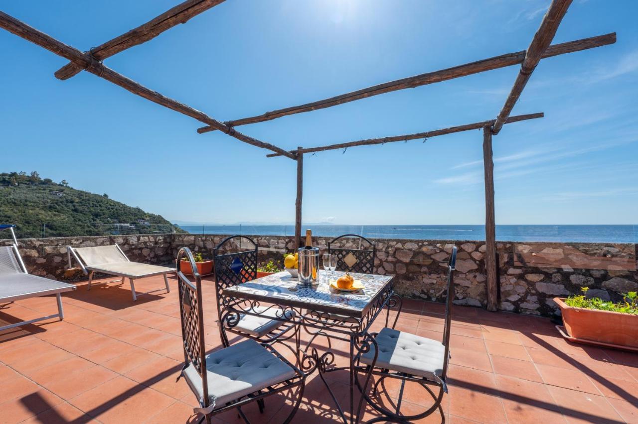נראנו Marina Del Cantone Chalet מראה חיצוני תמונה